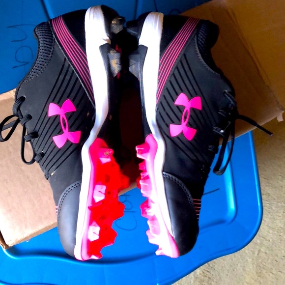 Under Armour Shoes Black Hot Pink Under Armour Field Hockey Cleats W Box Like New Poshmark